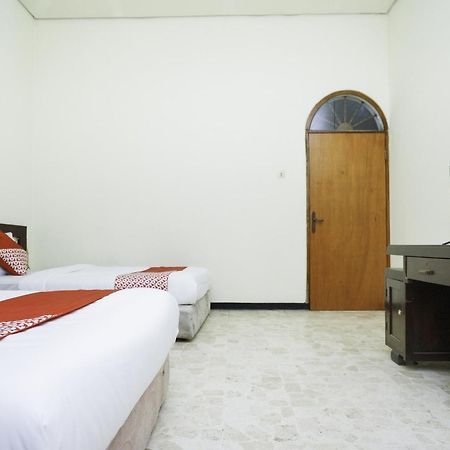 Oyo 2004 Penginapan Bidara Syariah بروبولينغو المظهر الخارجي الصورة
